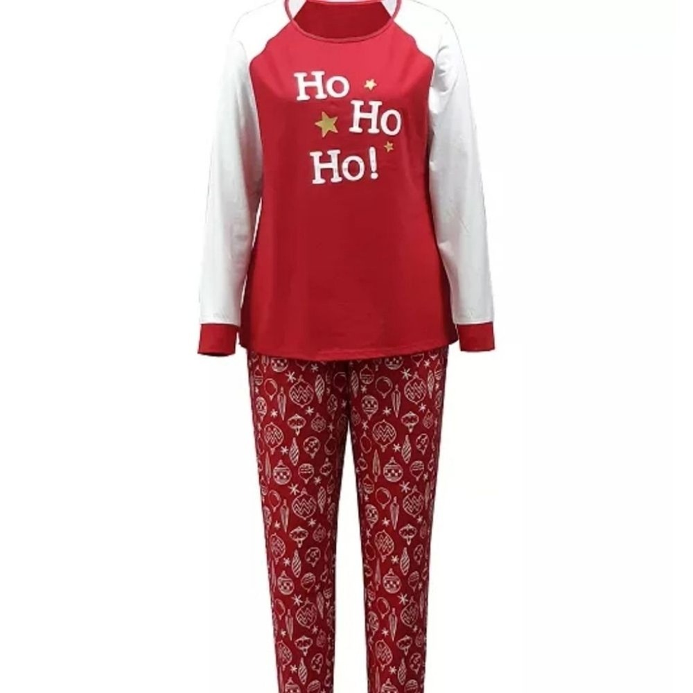 Macy's Red And White Top And Bottom Christmas Family Pajama Set Women's Size XS
